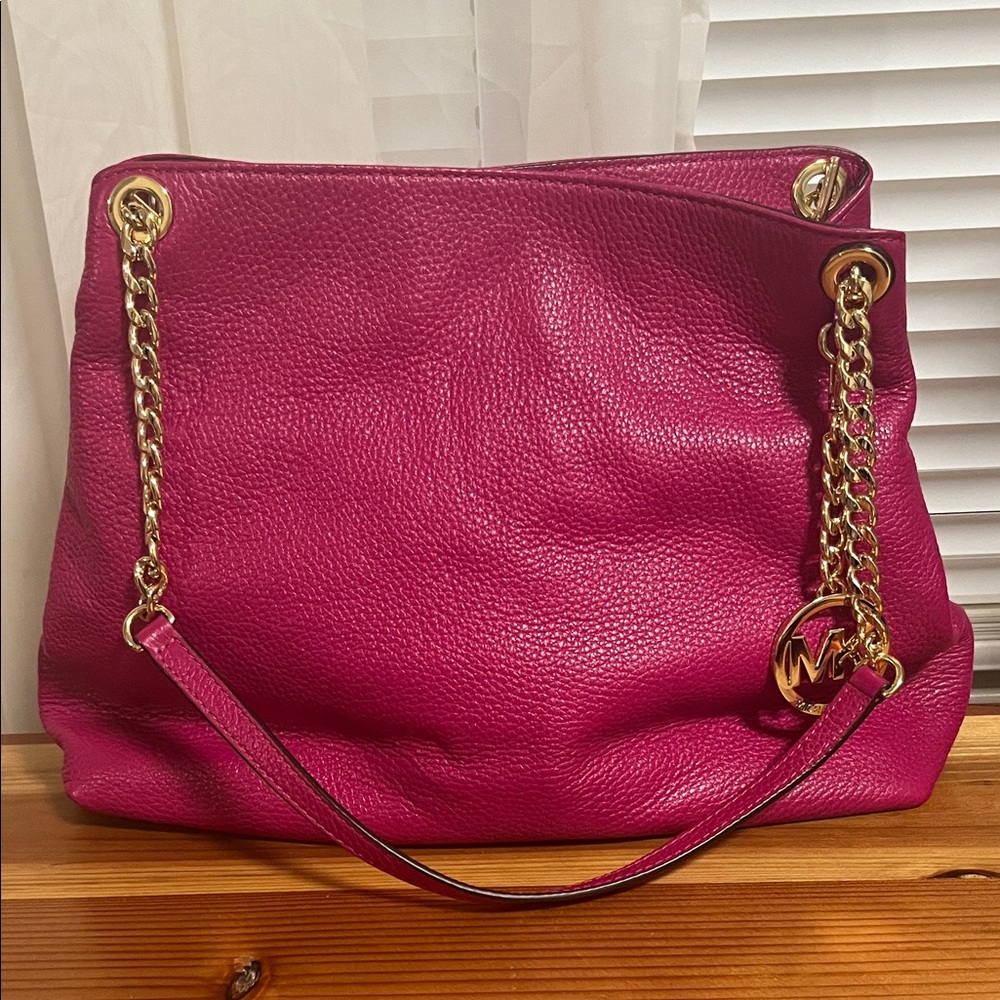 Michael Kors Fuchsia Shoulder Bag with Gold Chain